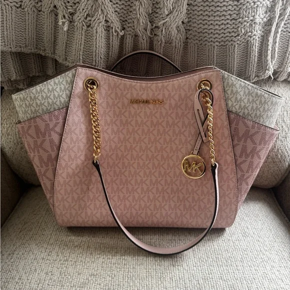 Michael Kors | Bags | Michael Kors Pink And Gray Tote With  display picture 3